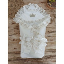 Yenidoğan Harika Kelebek Nakışlı Trilüks Kundak Bebek Battaniyesi