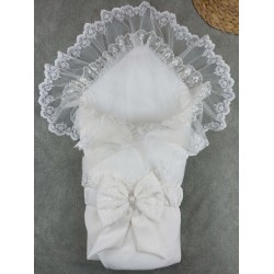 Yenidoğan Bambu Taç Nakışlı Delüks Kundak Bebek Battaniyesi