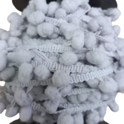 Sıralı Ponpon 1 Metre Yeşil