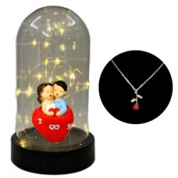 Fanus Teraryum Sevgili Ellerinde Kalp Kolye Hediyeli